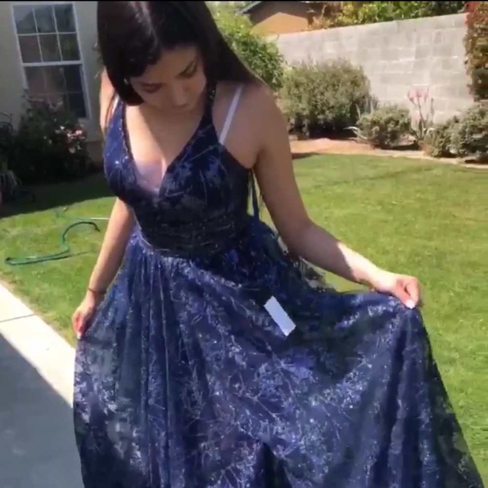Sold——Beautiful Navy Blue dress! 💙💙💙
